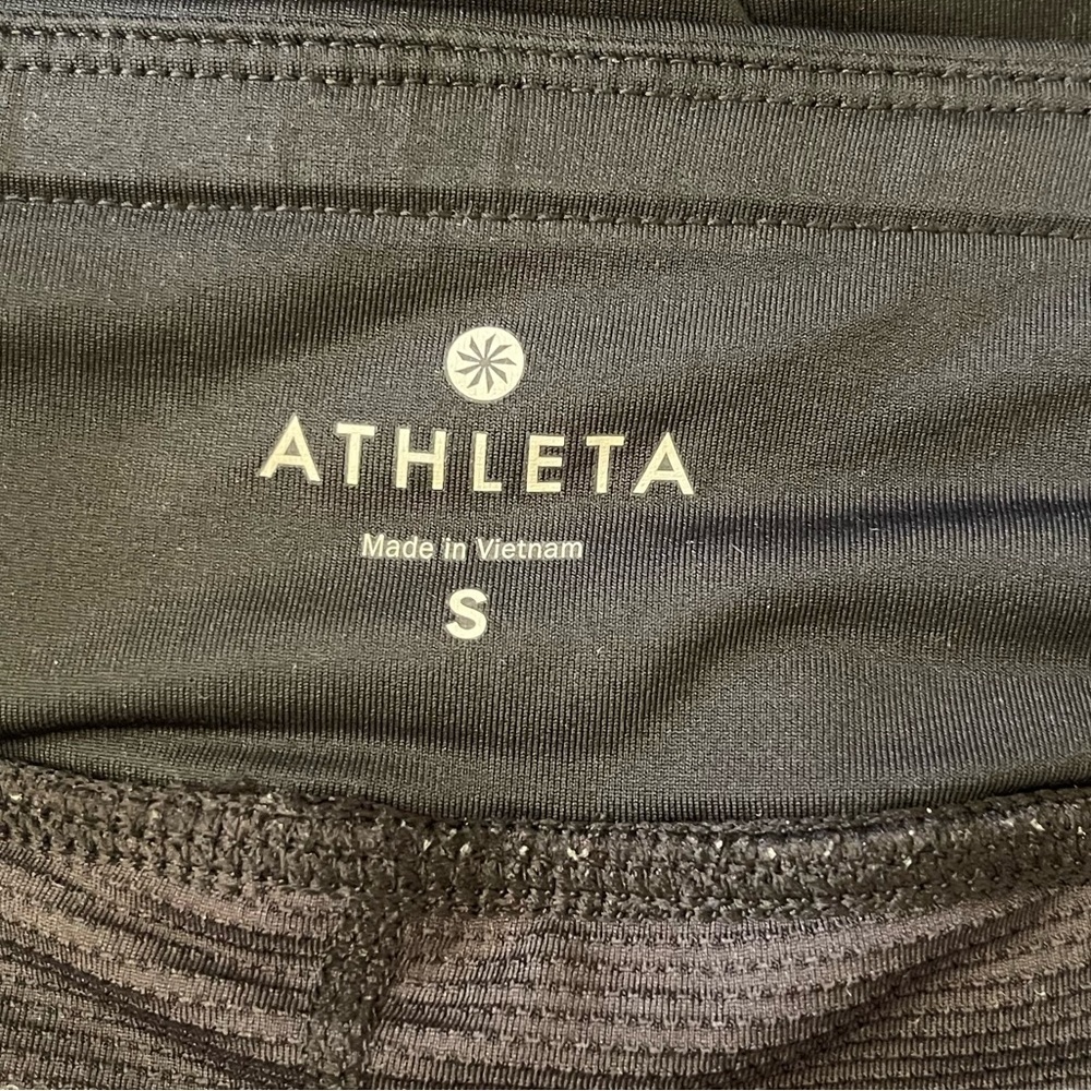 Women’s Athleta Athletic skort, skirt with shorts black, Size Smalll - Picture 3 of 5